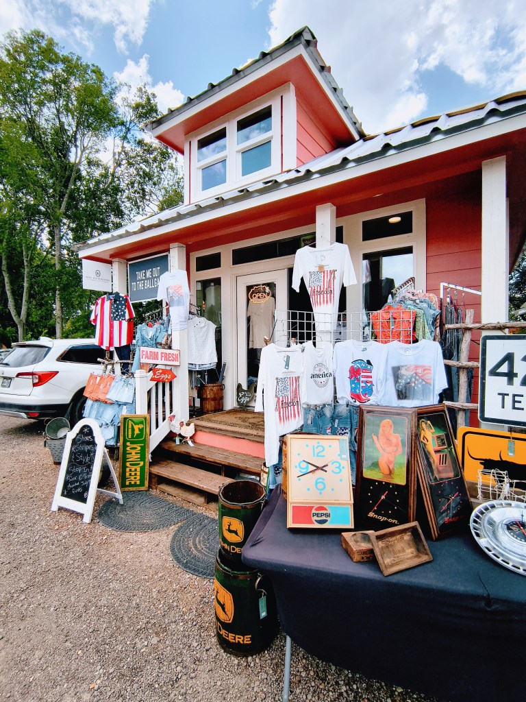 Mrs. K's Findings in New Waverly, Texas.
acrossthelake.blog