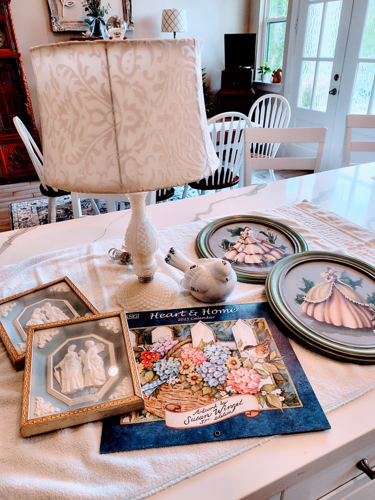 Antique shopping haul from Mimi's on Main and Conroe Woodlands Antique Mall.
acrossthelake.blog