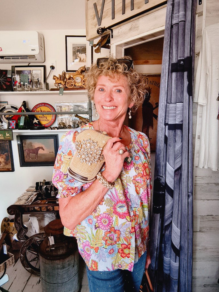 Kelly of Sweet Magnolia Emporium.
acrossthelake.blog