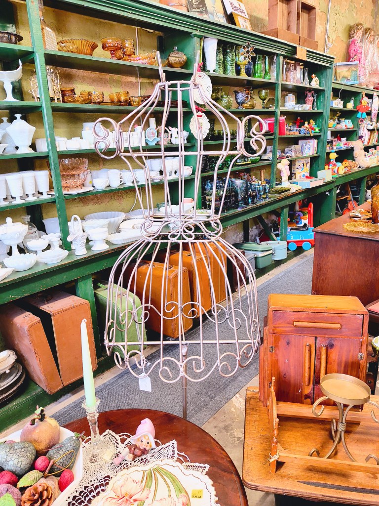 Metal decorative dress from from New Waverly Antiques.
acrossthelake.blog