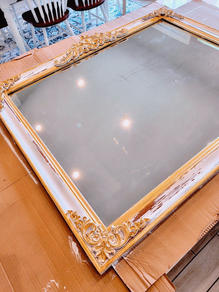 Vintage mirror makeover, upcycle, from trash to treasure, using wood appliques, overlays, from Amazon.
https://amzn.to/44hVPWz
acrossthelake.blog