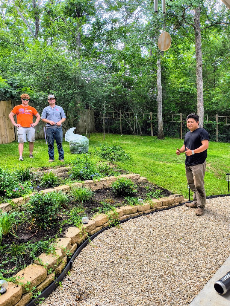 Albert Tsai and team from Green X Scape, LLC, Huntsville, Texas.
acrossthelake.blog
