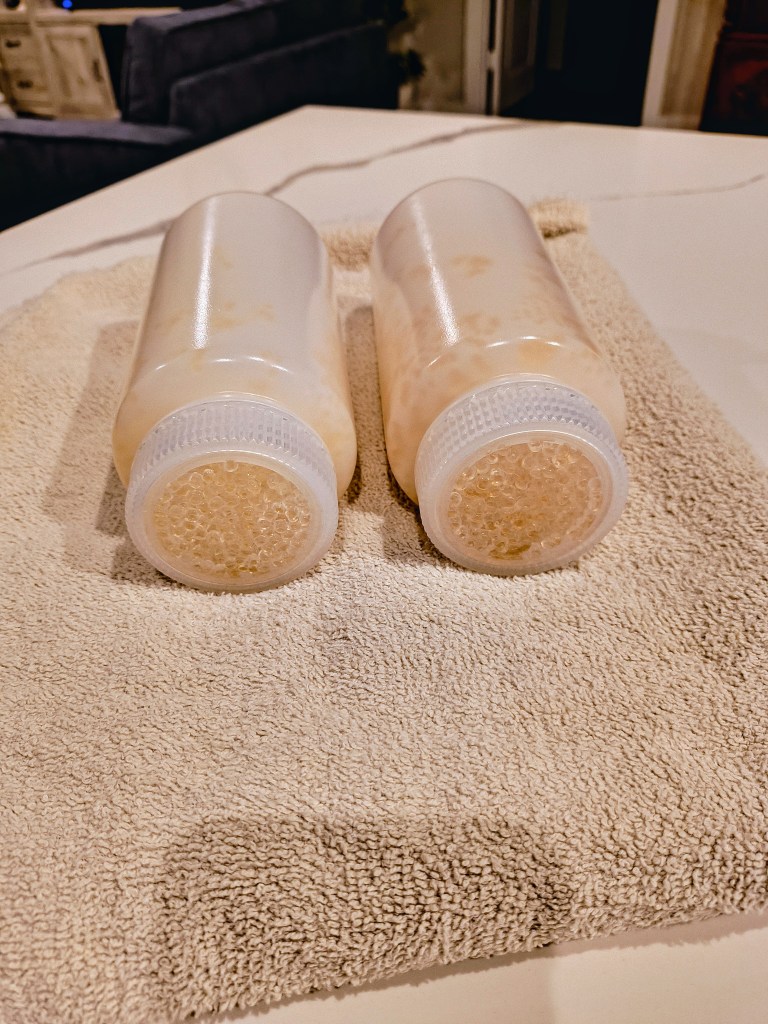 Making aroma beads in plastic bottles.
acrossthelake.blog